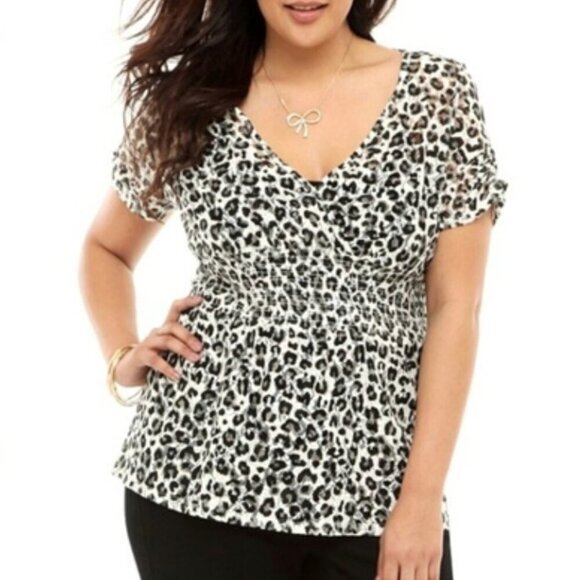 TORRID 0 Plus Size Leopard Lace Babydoll Top Cream Ivory Black Cheetah Animal L - Picture 1 of 16